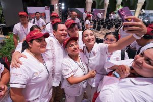 Brindar atención preventiva a domicilio, con énfasis en personas adultas mayores y con discapacidad.