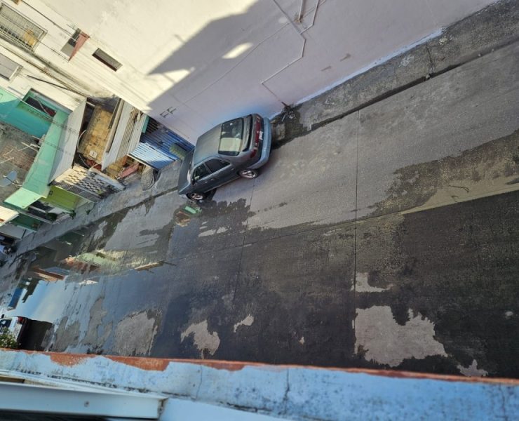 Se desborda drenaje de aguas negras en el fraccionamiento Villas de San José