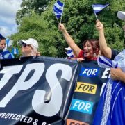 Gobierno de EEUU cancela protección migratoria