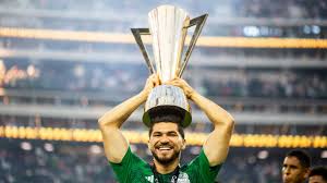 El primer yucateco en levantar la Copa Oro con Selección Mexicana, es el delantero y capitán del América Henry Martín, en el 2023.