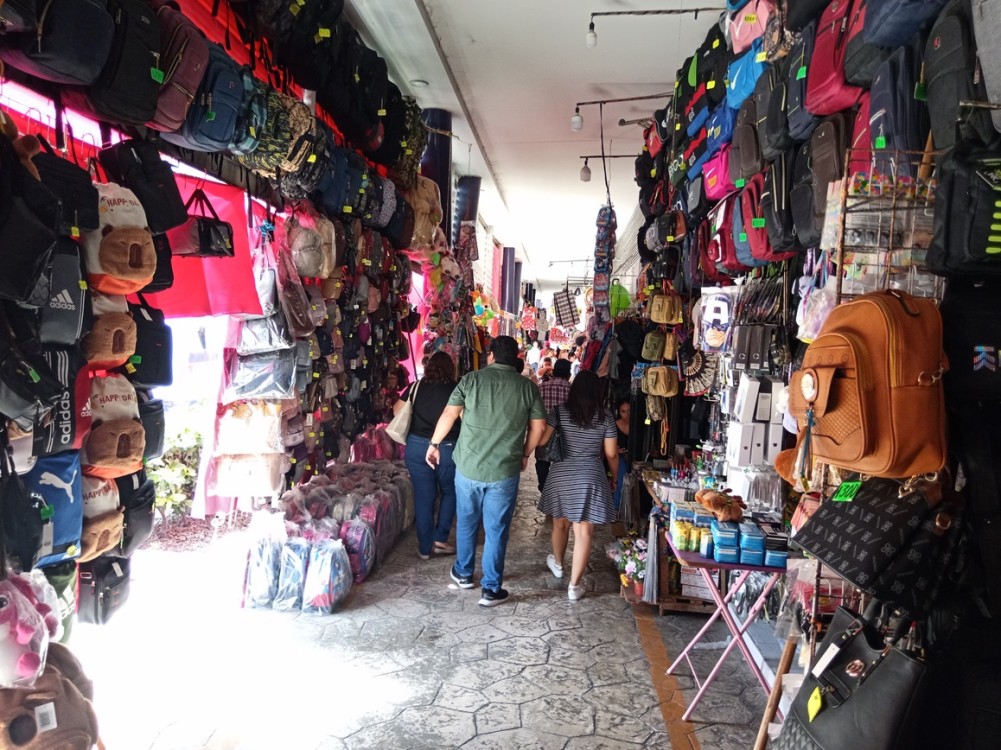 Locatarios cifran esperanzas con la Feria en honor a la Virgen del Carmen