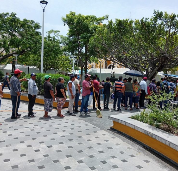 Sumisión y conveniencia llevan al país a la quiebra