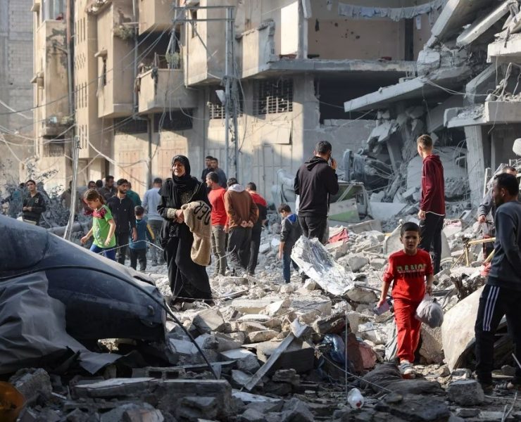 Israel bombardea a civiles que buscaban comida en Gaza