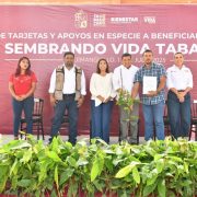 Javier May refuerza atención en comunidades rurales de Tabasco