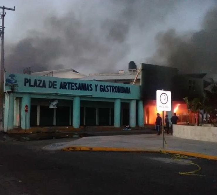 El 25 de julio cumple 7 años del incendio de la plaza de Artesanías