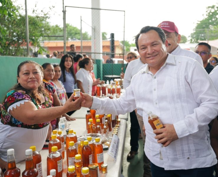 ¡Yucatán endulza el futuro! Nueva planta apícola transforma la vida de productores