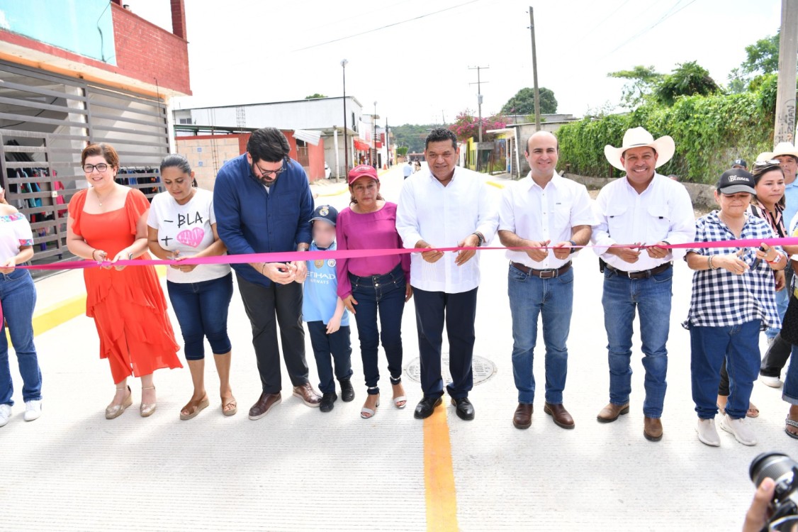 Obras que iluminan y transforman comunidades