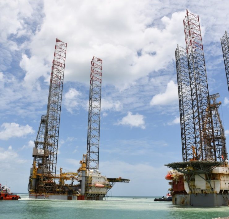 Mantenimiento de plataformas autolevables en Seybaplaya por seguridad