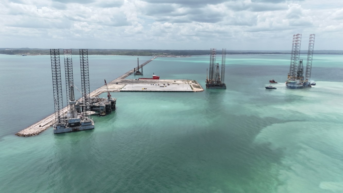 Mantenimiento de plataformas autolevables en Seybaplaya por seguridad