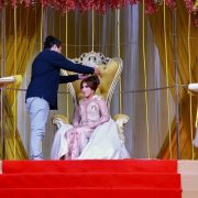 Coronan a la Reina de los LXVI Florales y Feria de Carmen