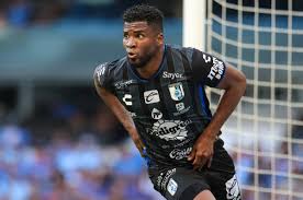 ´´La Pantera´´ Raúl Zúñiga llegó a la primera división del fútbol mexicano, con los gallos blancos del Querétaro.