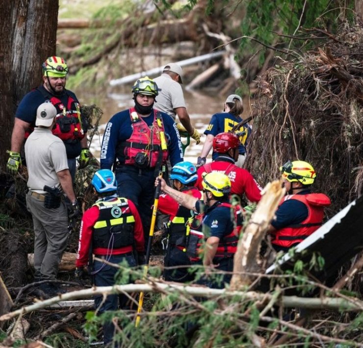 Rescatistas de Nuevo León viajan a Texas