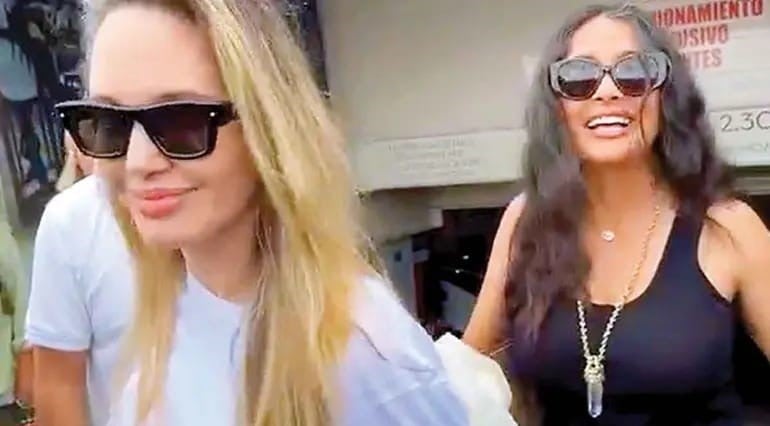 Desayuno viral: Salma Hayek y Angelina Jolie desayunan típico en restaurante veracruzano