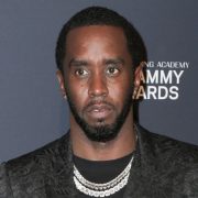 Sean Diddy Combs es culpable por prostitución