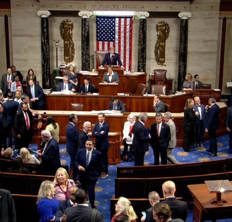 Senado de EEUU rechaza propuesta para frenar venta de armas a Israel