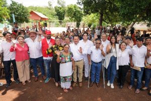 Habitantes de Houitz y Chacmultún agradecen las mejoras en el suministro, una muestra clara de que el agua potable es una realidad en Tekax y que la transformación ya se vive en sus comunidades.