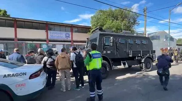 Toma de rehenes en iglesia de San Juan de Aragón expone retos en manejo de crisis y seguridad comunitaria