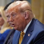 Trump anuncia aranceles del 50 al cobre y productos farmacéuticos