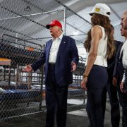 Trump inaugura “Alligator Alcatraz”