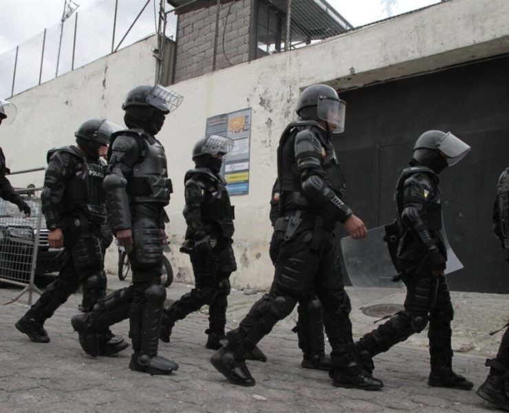 Violento enfrentamiento entre grupos armados