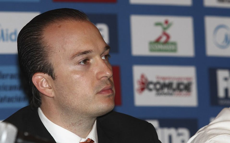 Persisten acusaciones contra Kiril Todorov pese a pruebas que acreditan destino de recursos