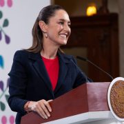 Sheinbaum llama a defender la convivencia y rechazar odio: “México es tierra de respeto y solidaridad”