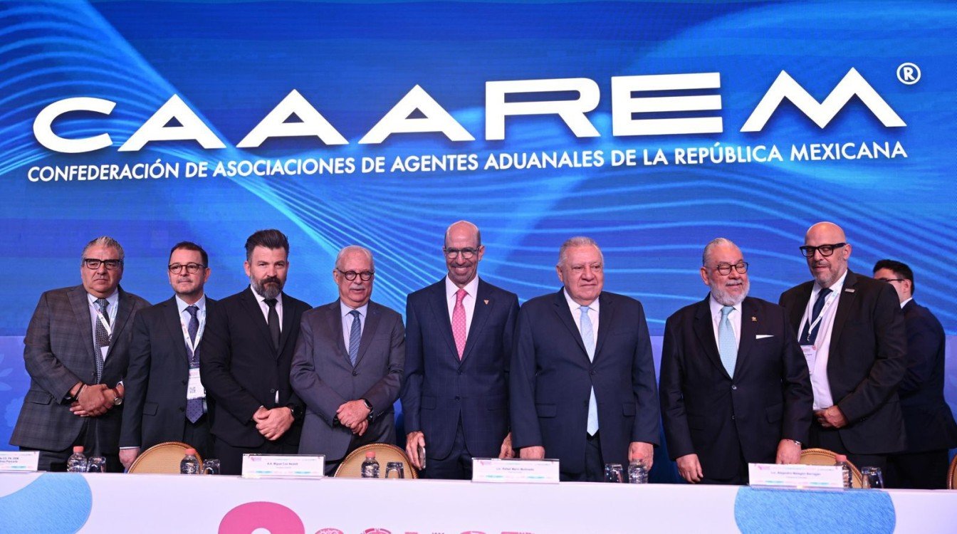 Marín Mollinedo impulsa nuevo modelo aduanero para fortalecer economía y soberanía del país