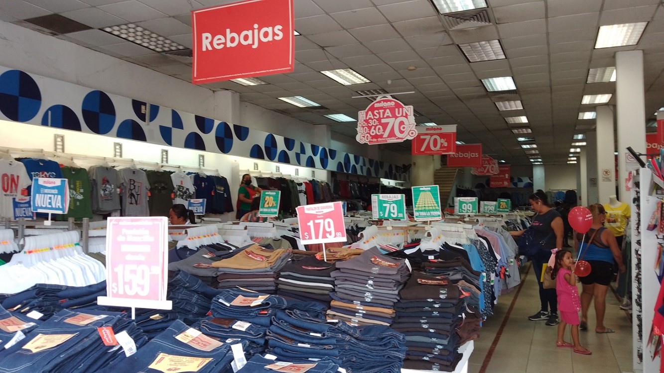 Contracción económica provoca cierre de locales comerciales