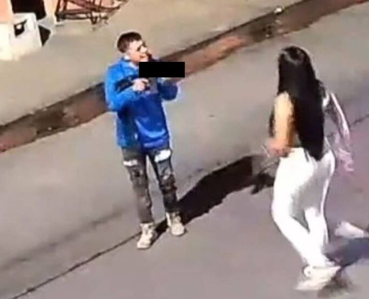 hombre asesina a mujer con un fusil