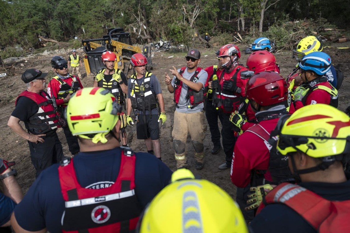 los rescatistas que representan a México
