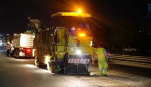 Los nuevos trabajos nocturnos en el Periférico de Mérida representan una fase más en el impulso a la movilidad segura en la capital. Además, consolidan el renacimiento del Periférico en Mérida, no solo como una vía funcional, sino como un símbolo de la transformación urbana.Compromiso con una Mérida más conectada

Estas acciones reafirman el esfuerzo por contar con vías modernas, seguras y funcionales para una mejor calidad de vida y movilidad urbana en la capital yucateca.