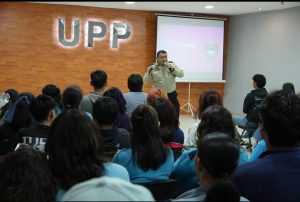 La SSP realiza pláticas en colonias de Mérida y escuelas de nivel básico hasta superior, para alertar sobre los riesgos del fentanilo mezclado con sustancias.