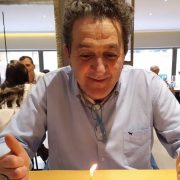 Adulto mayor muere en España tras agresión de sus hijos