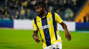 La directiva del América apostó fuerte con la llegada de Saint-Maximin, buscando revertir los malos resultados recientes.