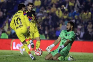El América esta noche, tendrá su primer prueba de fuego ante Tigres, y tendrá que estar concentrado los 90 minutos, si no quiere su primer descalabro del Apertura 2025. 