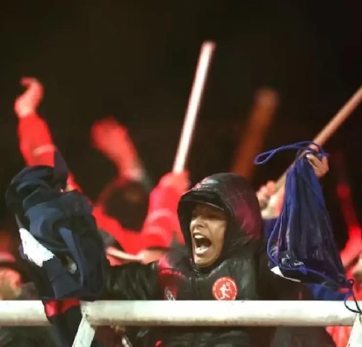 Brutal violencia en la Copa Sudamericana deja imágenes desgarradoras