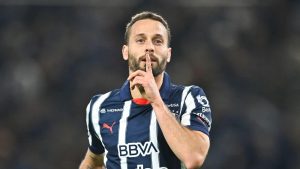 El español Sergio Canales, fue la gran figura de Monterrey ante el Puebla, al anotar un Hat-trick.