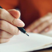 Beneficios de escribir a mano en esta era donde todo es digital