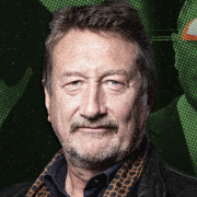 El guionista de la nueva 'James Bond' será el mismo que creó "Peaky Blinders"