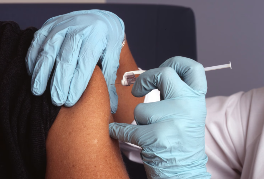 Científicos crean una vacuna universal que podría curar el cáncer