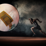 Un dispositivo que crea electricidad con movimiento corporal