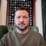 Rusia ataca durante la cumbre realizada en Alaska y Zelenski estalla al respecto