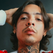 Natanael Cano paga daños a DJ después de la golpiza que le dio en un festival