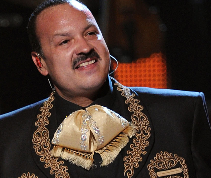 Pepe Aguilar responde a críticas sobre la entrevista que dio Nodal