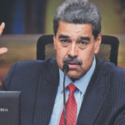 Maduro anuncia despliegue de milicianos para responder a Estados Unidos