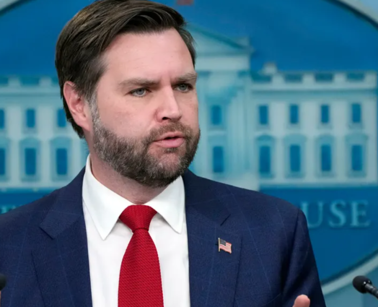 Abuchean al vicepresidente de EEUU por despliegue militar