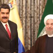 Irán respalda a Maduro y denuncia la intervención de EEUU