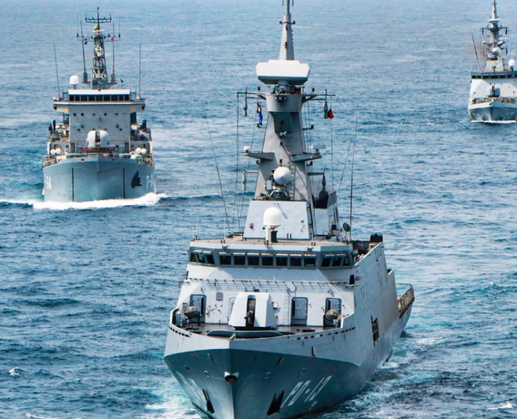 Venezuela anuncia despliegue de buques como respuesta a Estados Unidos