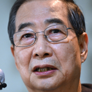 Detención de Han Duck-soo, ex-primer ministro de Corea del Sur