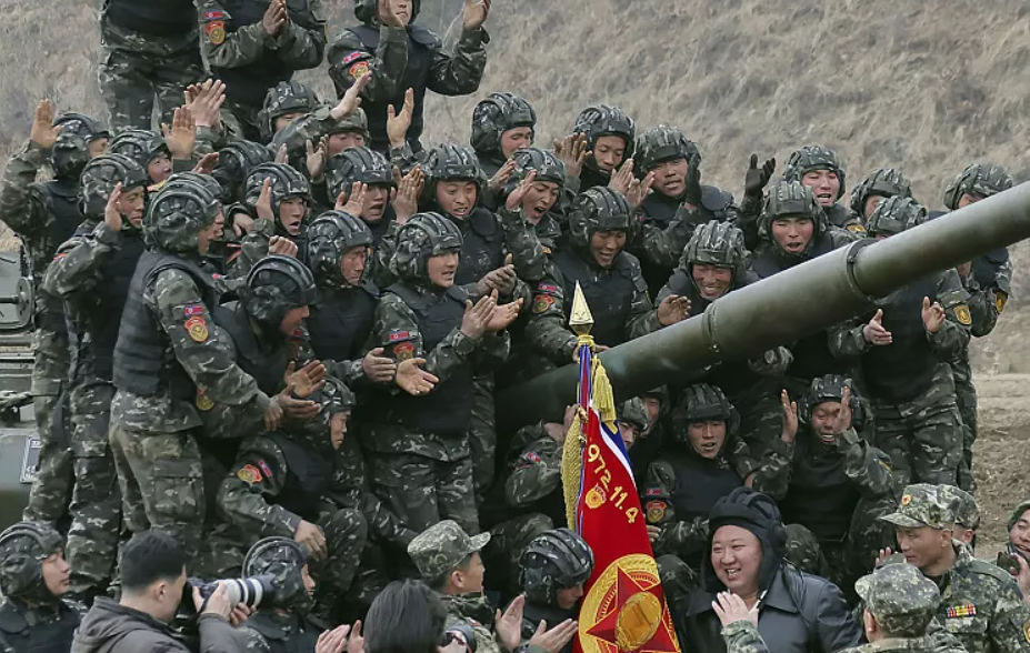 30 soldados norcoreanos cruzan la frontera para provocar al Sur